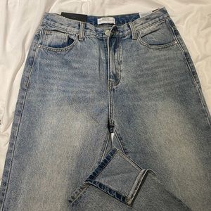 PrettyLittleThing Redial Straight Leg Split detail jeans size 40